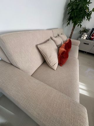 Sofá beige 249cm (4 plazas)