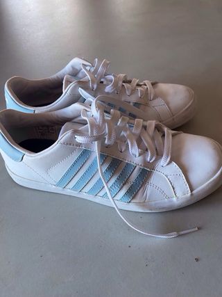 Deportivas K-Swiss Blancas y Azules