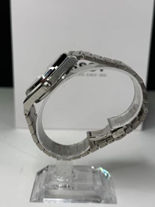 Tissot PRX Quartz Reloj Azul y Plateado