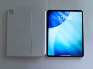 iPad Pro 12,9 (5ª gen) 256 GB + Magic Keyboard