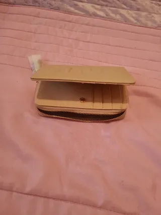 Cartera  Beige