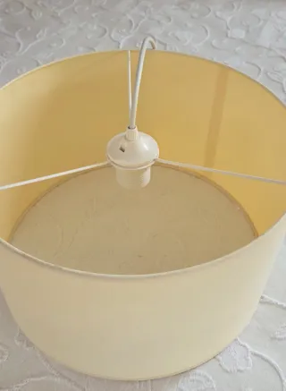 Lámpara de techo beige