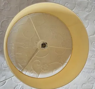 Lámpara de techo beige