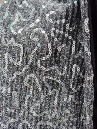 Conjunto chándal negro y plateado