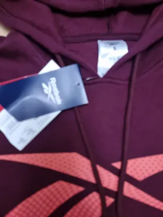 Sudadera Reebok Morada con Logo