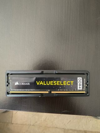 Memoria RAM Corsair DDR4 4GB 2400MHz