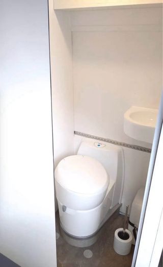 2015 VOLKSWAGEN Crafter 35 2.0TDI Medio