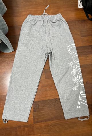 Chándal Corteiz Gris