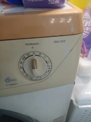 Lavadora Zanussi ZWG 3102