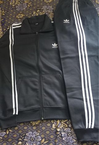 track suite Adidas Talla XXL Negra
