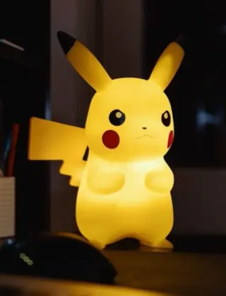 Lámpara LED Pikachu Pokémon con Mando