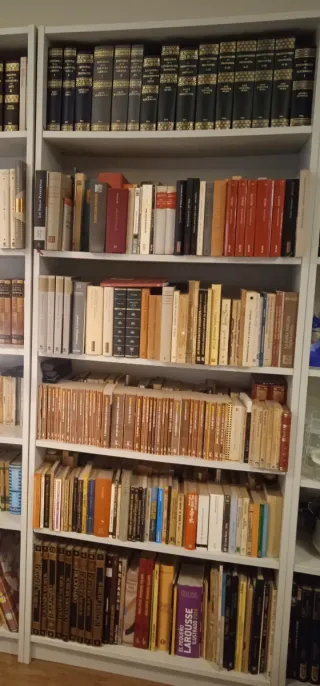 Estantería madera IKEA