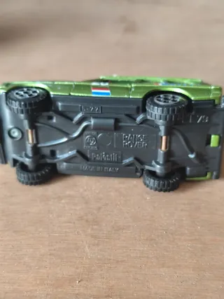 Range Rover E79 Polistil Verde com Canoa