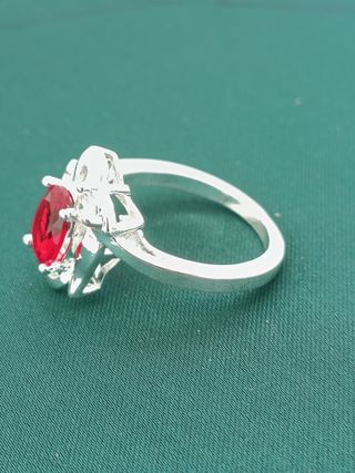 Anillo Plata Ley 925 con Piedra Roja, nuevo.