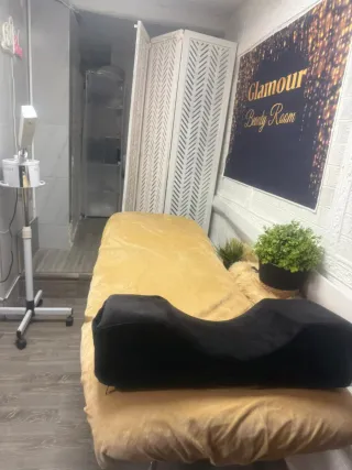 Camilla de masajes y estética