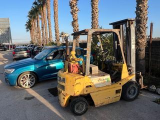 Carretilla elevadora TCM