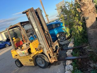 Carretilla elevadora TCM