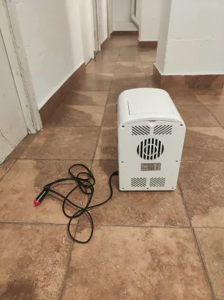 Nevera portátil con cable