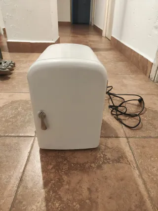 Nevera portátil con cable