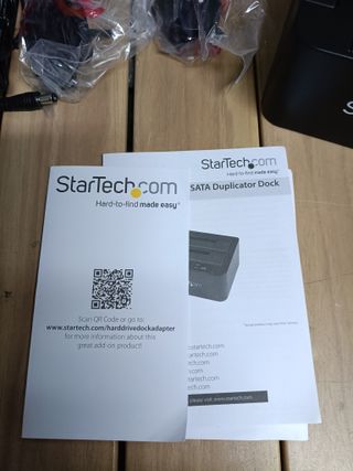 Docking Station de 2 Bahías - USB 3.1 a SATA - USB 3.1 (10 Gbps) - SATA I/II/III de 2,5/3,5" - Base de Acoplamiento SSD/HDD - de Intercambio en Caliente - Carga Superior (SDOCK2U313)