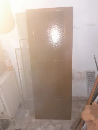 Cristalera de madera