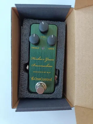 Pedal One Control Hooker's Green Bass machine