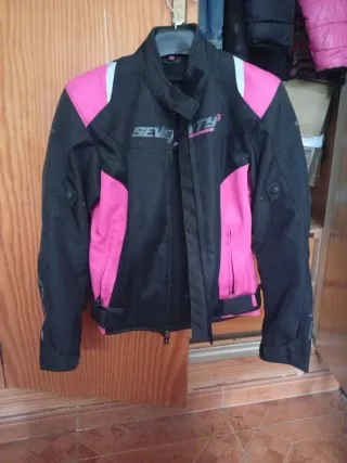Chaqueta Moto Mujer Negra y Rosa