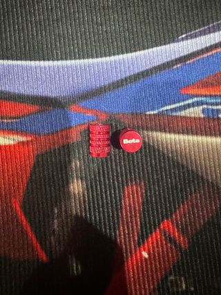 Tapones Válvula Aire Beta Rojos