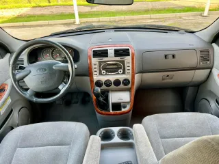 KIA Carnival 7 Plazas 2006 140.000 Kilómetros