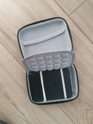 Disco Duro Externo 5TB WD Easystore  y funda