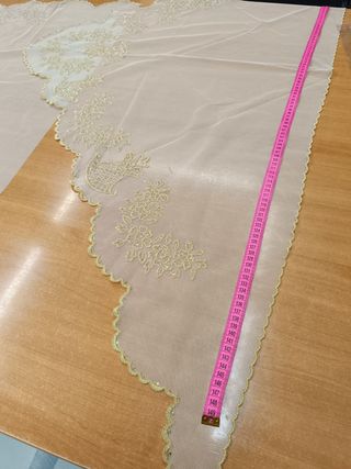 Delantal fallera tul bordado y lentejuela oro