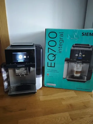 Cafetera Siemens EQ700 Integral TQ715R03