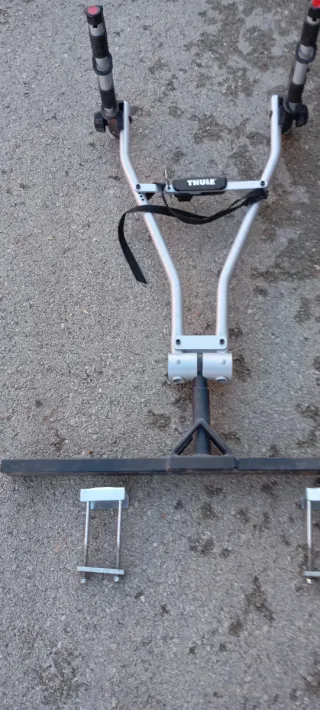Portabicicletas 2 Thule  bola seminuevo costó 275€