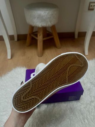 Zapatillas Nike Beige y naranja Talla 36,5