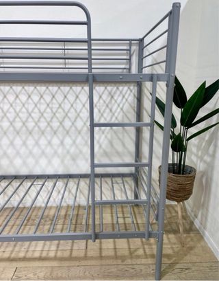 Litera Metalica / Disponible en tres colores