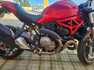 Ducati Monster 821 2020 Roja