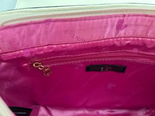 Bolso bandolera/hombro blanco roto y dorado