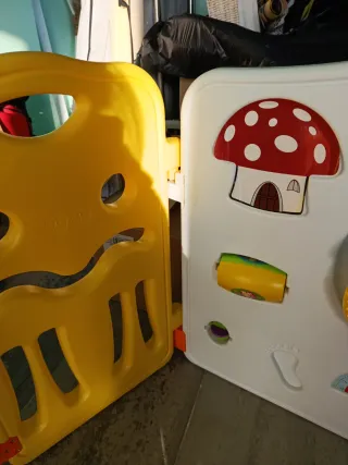 Parque infantil multicolor