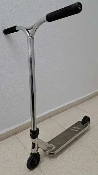 Patinete Bestial Wolf Plata