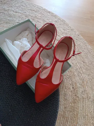 Zapatos de piel hechos en España..