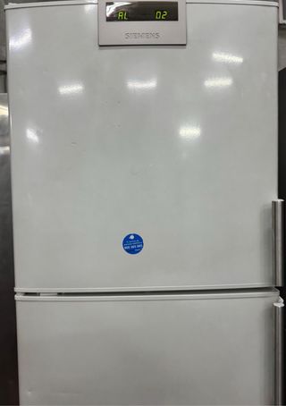 NEVERA SIEMENS DOS PUERTAS NO FROST