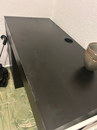 Escritorio IKEA Negro mas silla