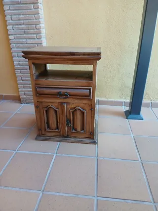 Mueble auxiliar madera TV