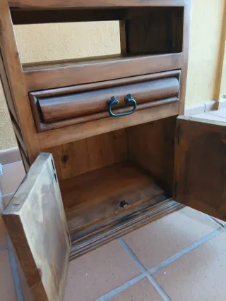 Mueble auxiliar madera TV