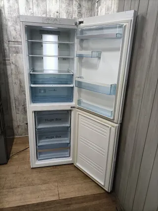 Frigorífico Haier 177x60cm A+ no Frost con Garantí