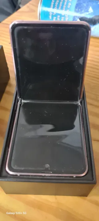 Samsung Galaxy Z Flip 3 Rosa Dorato