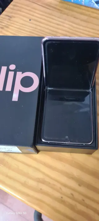 Samsung Galaxy Z Flip 3 Rosa Dorato