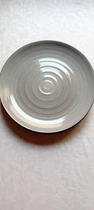 2 Platos 222 FIFTH Cerámica Gris Blanco