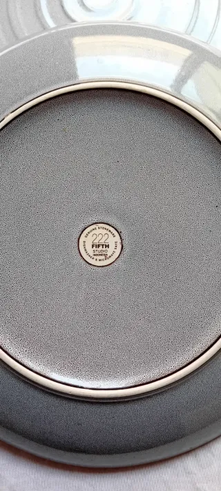 2 Platos 222 FIFTH Cerámica Gris Blanco