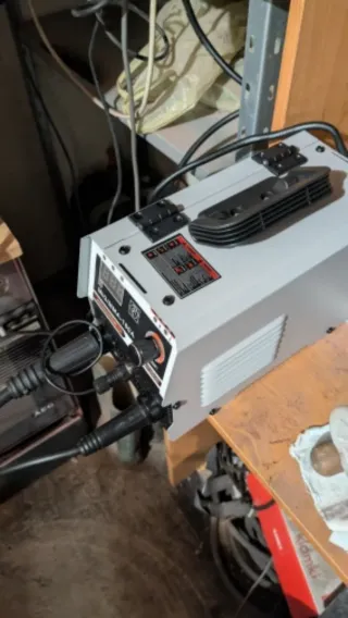 Soldadora MIG/MMA 160A